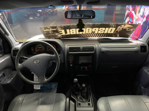 Imagen 4 de 7 de Toyota Meru