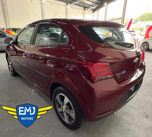 Chevrolet Onix ONIX HATCH LTZ 1.4 8V FlexPower 5p Mec.