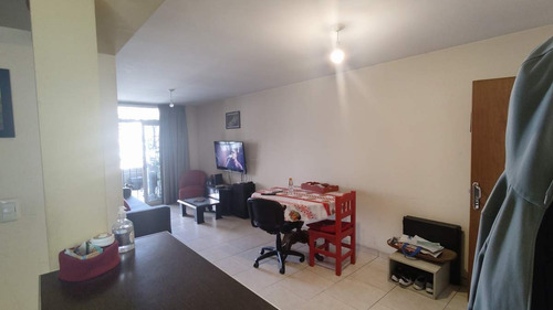 Imagen 5 de 10 de Alberdi - 27 De Abril Al 1188 - Venta Depto 2 Dormitorio