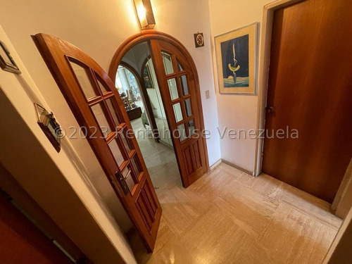 Hermoso Pent-house A La Venta En Montalban Iii #25-13788 Josmary Sanjuan