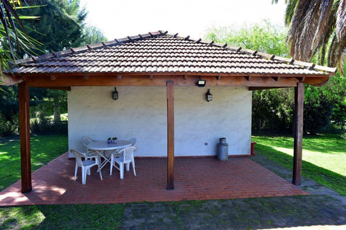 Casa En Venta 4 Ambientes Country Banco Provincia Francisco Álvarez