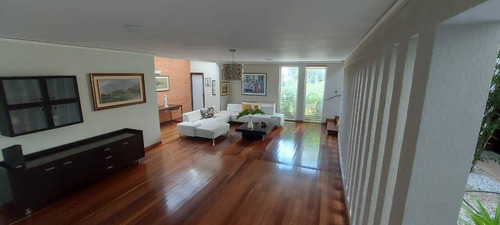 Meb Venta Moderna Casa Con Amplio Terreno De 1.500m2 Villas Laguna Club Guataparo Valencia 254649