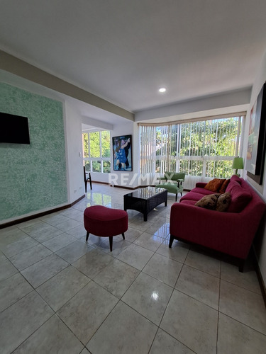 Imagen 11 de 14 de Apartamento En Maeneiro