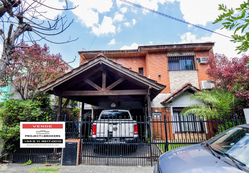 Casa En Venta En Castelar