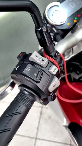 Imagem 13 de 14 de Honda Cb 1000r