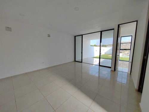 Casa En Venta En Privada Las Margaritas
