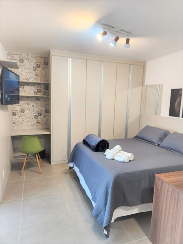 Lindo Studio Localizado Na Vila Mariana, Moderno E Com Varanda