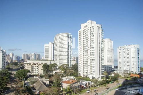 Departamento En Venta A Estrenar En Excelente Ubicación.