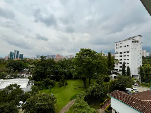 Apartamento En Venta En El Campestre. Cod V776074