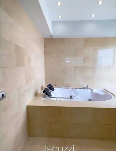 Penthouse A Estrenar En Bella Vista Vista Al Mar