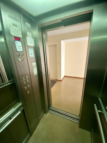 Imagen 20 de 20 de Venta Lugones 1601 2 Ambientes Balcon 300 Metros Subte Urqui