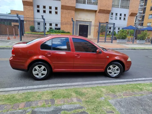 Volkswagen Jetta Trendline 2.0 Mecánico