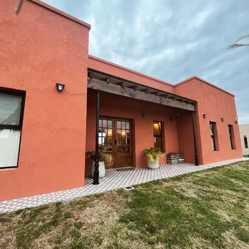 Casa En Venta Barrio Cerrado Costa Atlantica A Solo 3 Cuadras De La Playa 15 Personas Km 314 Casas De Mar (no Costa Esmeralda Villa Robles Northbeach Pinamar Costa Del Este Ostende Valeria Gesell