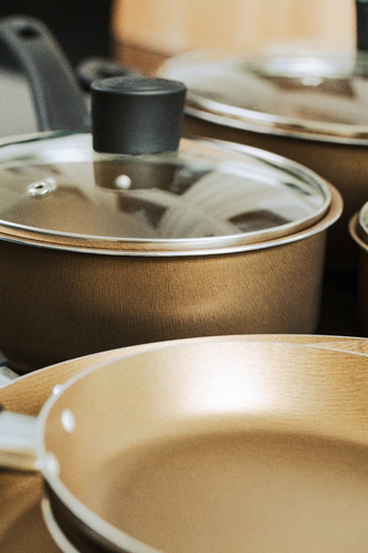 Imagen 6 de 9 de Batería De Cocina De Aluminio Cinsa Mayan Gold 10 Piezas
