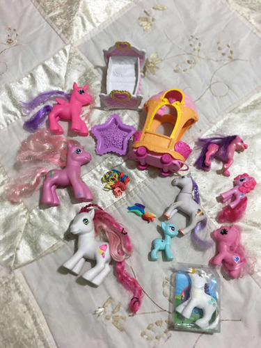 My Little Pony Set De 9 Ponys Más Juguetes Y Accesorios (Usado)