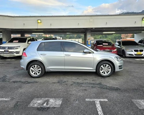 Volkswagen Golf 1.6 Trendline