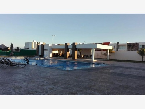 Imagen 7 de 12 de Casa Sola En Renta Fracc: La Rioja