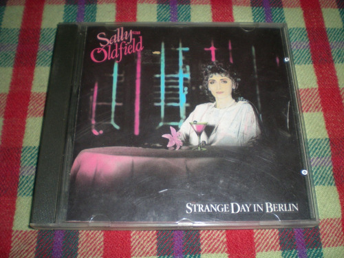 Sally Oldfield / Strange Day In Berlin Cd England Cm3 