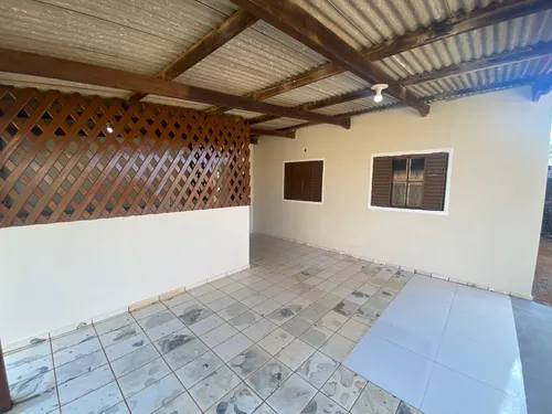 Casa Com Sala Comercial