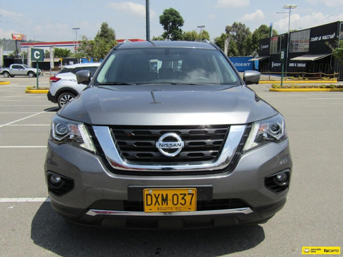 Nissan Pathfinder Exclusive