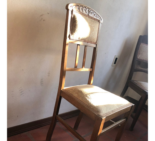 Silla Antigua De Roble En Excelente Estado De Conservación (Usado)