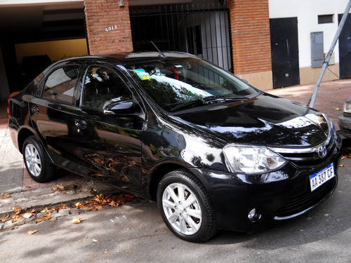 Totota Etios