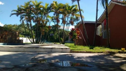 Chácara No Litoral Com 6 Dormitórios Em Pruíbe/sp 6697-pc