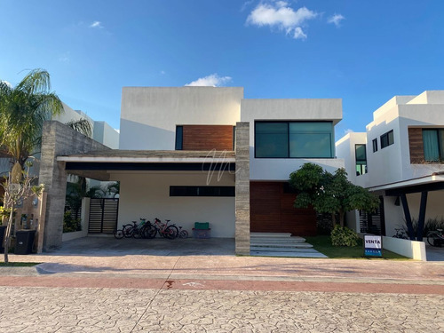 Imagen 2 de 25 de Lagos Del Sol, Casa En Venta, Cancun