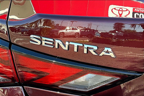 Nissan Sentra 2.0 Advance Mt