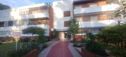 Vendo Depto 2 Dormitorios Con Balcon B° San Martin