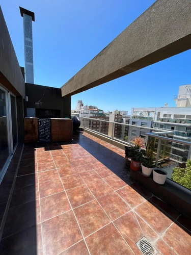 Imagen 21 de 25 de Penthouse De 3 Dormitorios Con Gran Terraza, Parrillero Y Cochera Zona Villa Biarritz!!