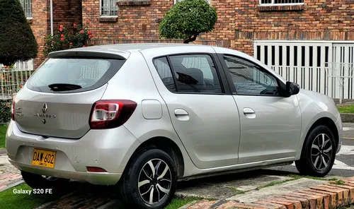 Renault Sandero 1.6 Exclusive