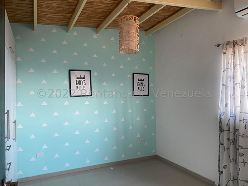 Imagen 14 de 29 de Vendo Casa Remodelada En Los Palos Grandes Caracas - Chacao. 04149240379 #23-5655 Mn