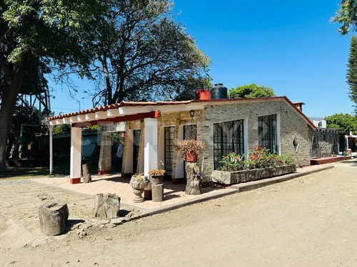 Bungalow En Club Roca Azul, Jocotepec. Jal.
