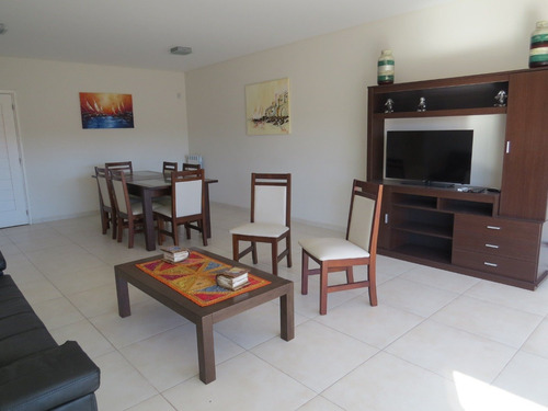 Imagen 6 de 30 de Los Capellanes - Pinamar - 4 Ambientes - 2 Baños - 2 Cocheras