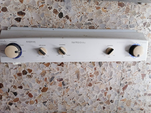 Panel De Control Centro De Lavado Frigidaire (Usado)