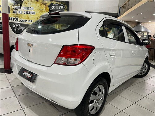 Chevrolet Onix Onix 1.0 lt 8v Flex Manual