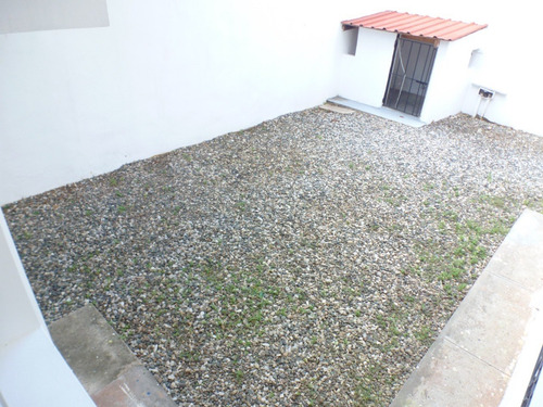 Imagen 7 de 21 de Vendo / Alquilo Hermosa Casa De Tres Niveles En Cacicazgos