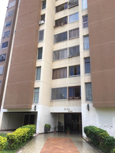 ¡venta! Apartamento En Res. Doña Giovanna, La Victoria.