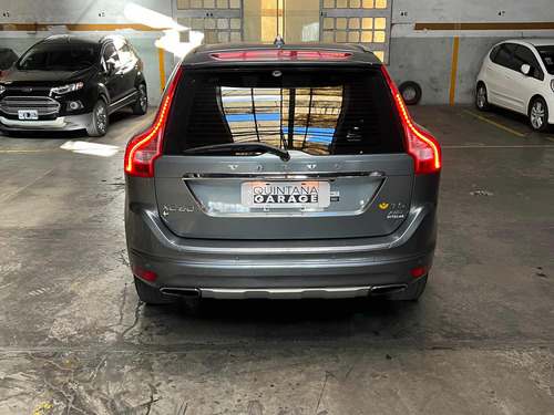 Volvo XC60 2.5 T5 Momentum