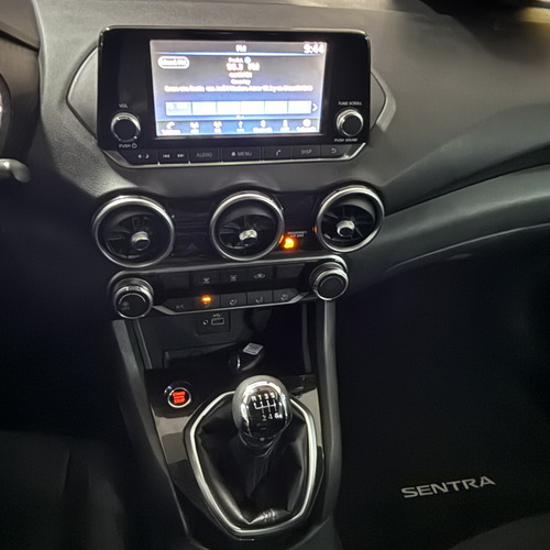 Nissan Sentra 2023