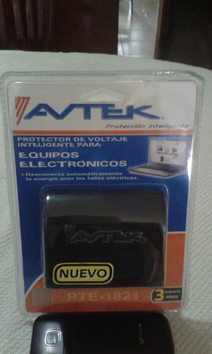 Protector De Voltaje Inteligente Equipos Electrónicos Avtek 