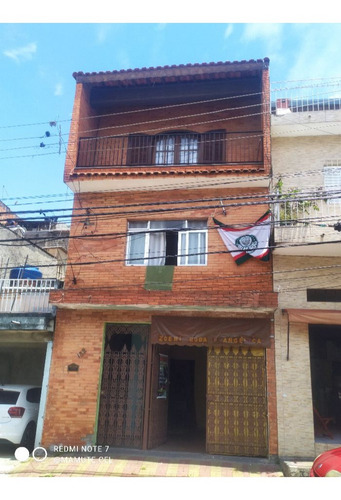 Casa À Venda Na Avenida Diretriz, Jardim Mutinga, Barueri - Sp - Liv-11699
