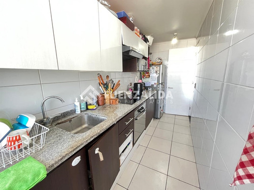 Duplex En Venta De 2 Dorm. En Ñuñoa