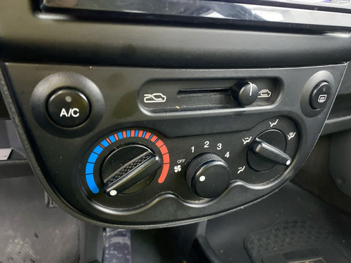 Imagen 20 de 25 de Chevrolet Spark Life 1.0