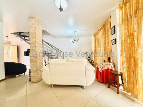 Ji 25-19736. En Venta Casa De 115m2 Ubicada En Guatire, Residencias Villa Avila.