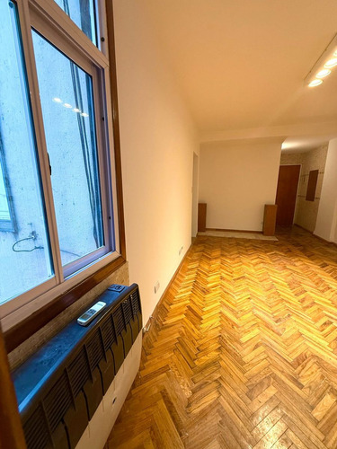 3 Ambientes A Nuevo A 2 Cuadras De Cabildo