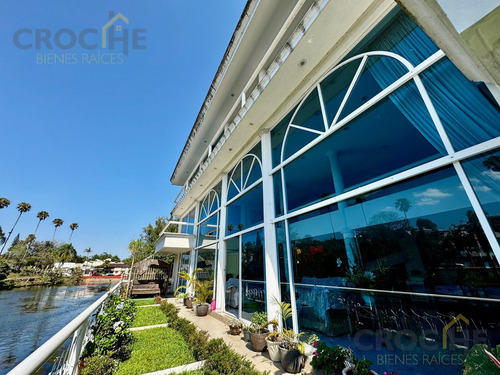 Residencia Con Vista Al Lago De Las Animas, Fracc. Las Anima