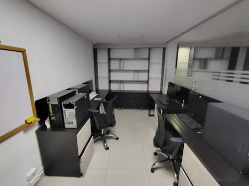 Casas En Arriendo Laureles 743-7490