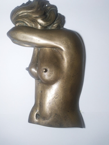 Figura De Mujer Llorando, En Bronce, Nueva